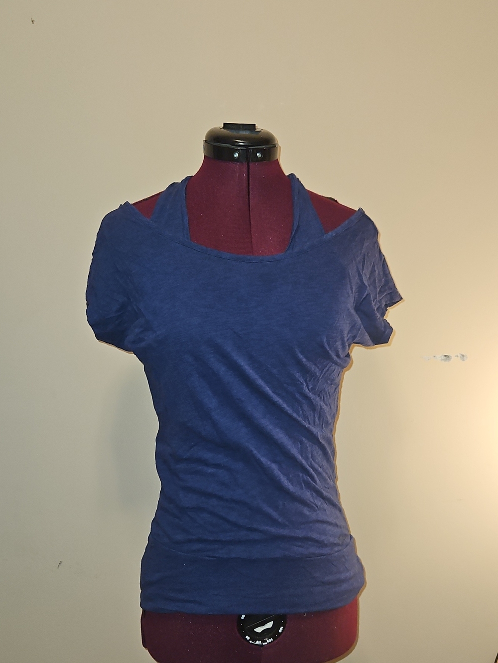 Sleeveless Scoop Neck Layered Top